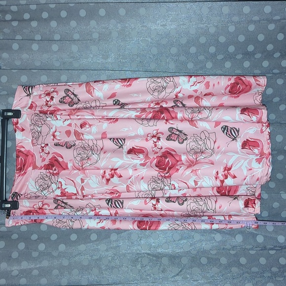 2 PC Skirt Set - Picture 8 of 12